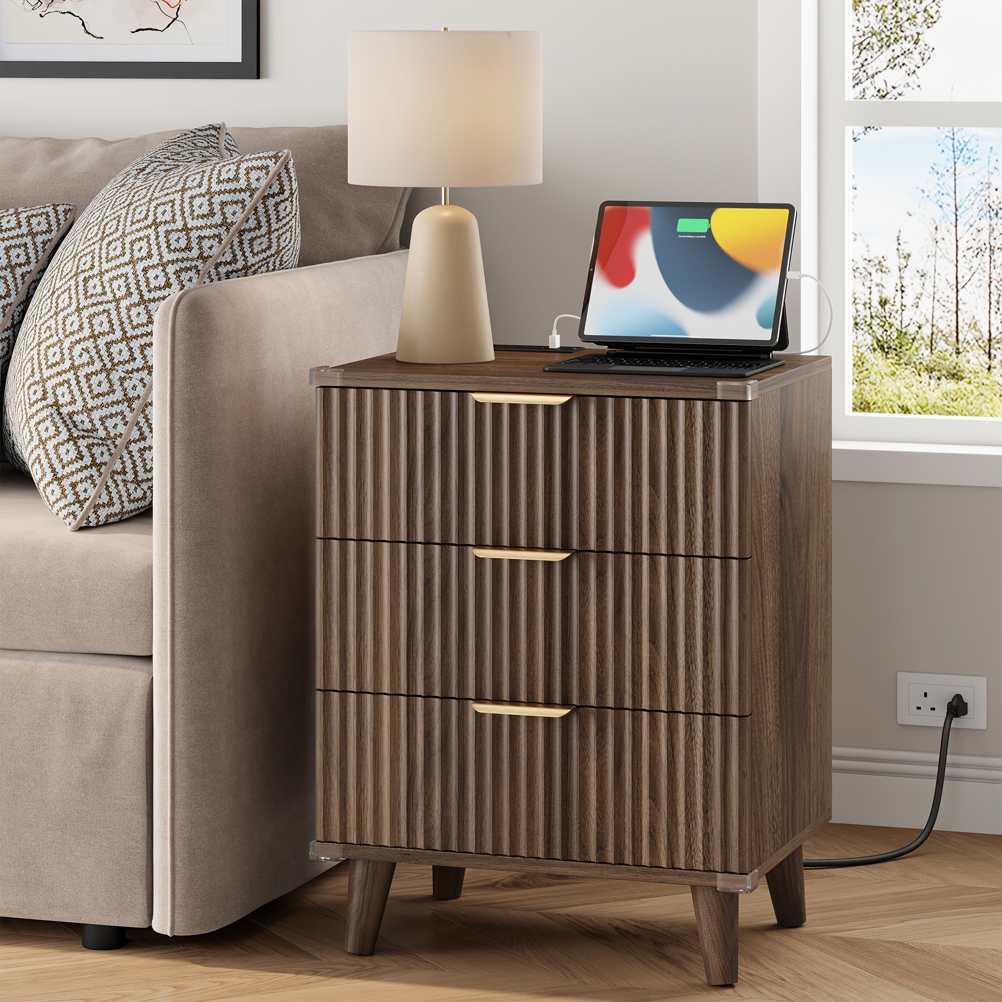 1pc Nightstand With Charging Station, Side Table With 3 Drawers, Bedside End Table With 2 USB Ports And 2 AC Outlets, Night Stand For Bedroom, Small Dresser For Small Spaces